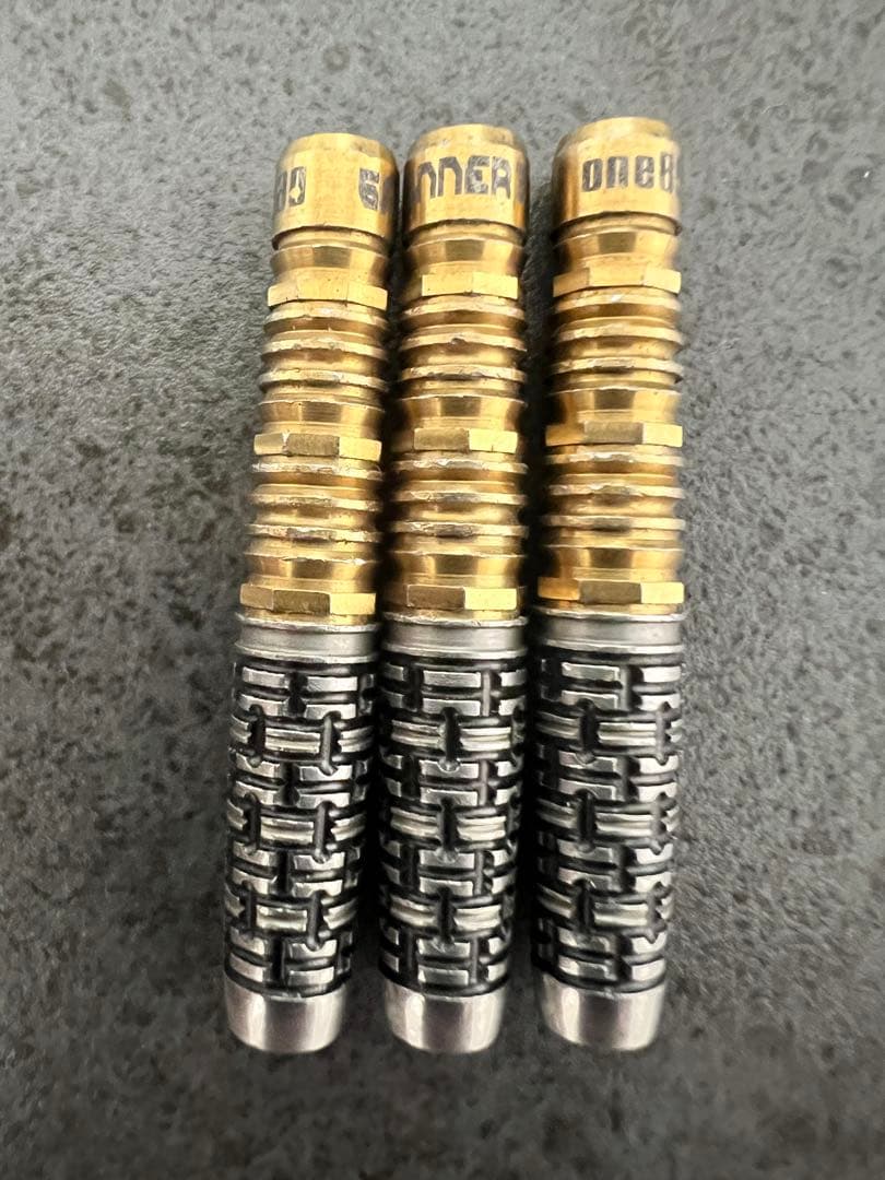 ONE80 Gunner 3 18g ソフトダーツ　ローレンス　イラガン