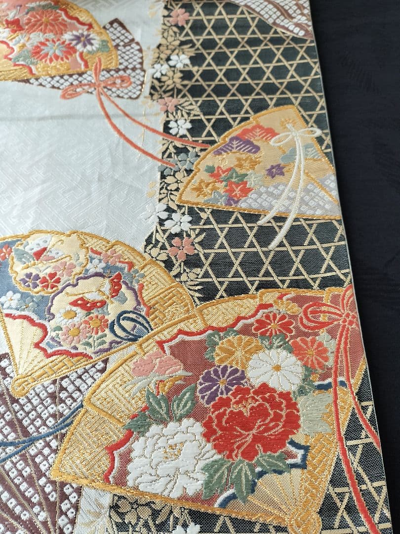 meru　A598★高級‼️豪華刺繍‼️袋帯テーブルランナー2m17cm