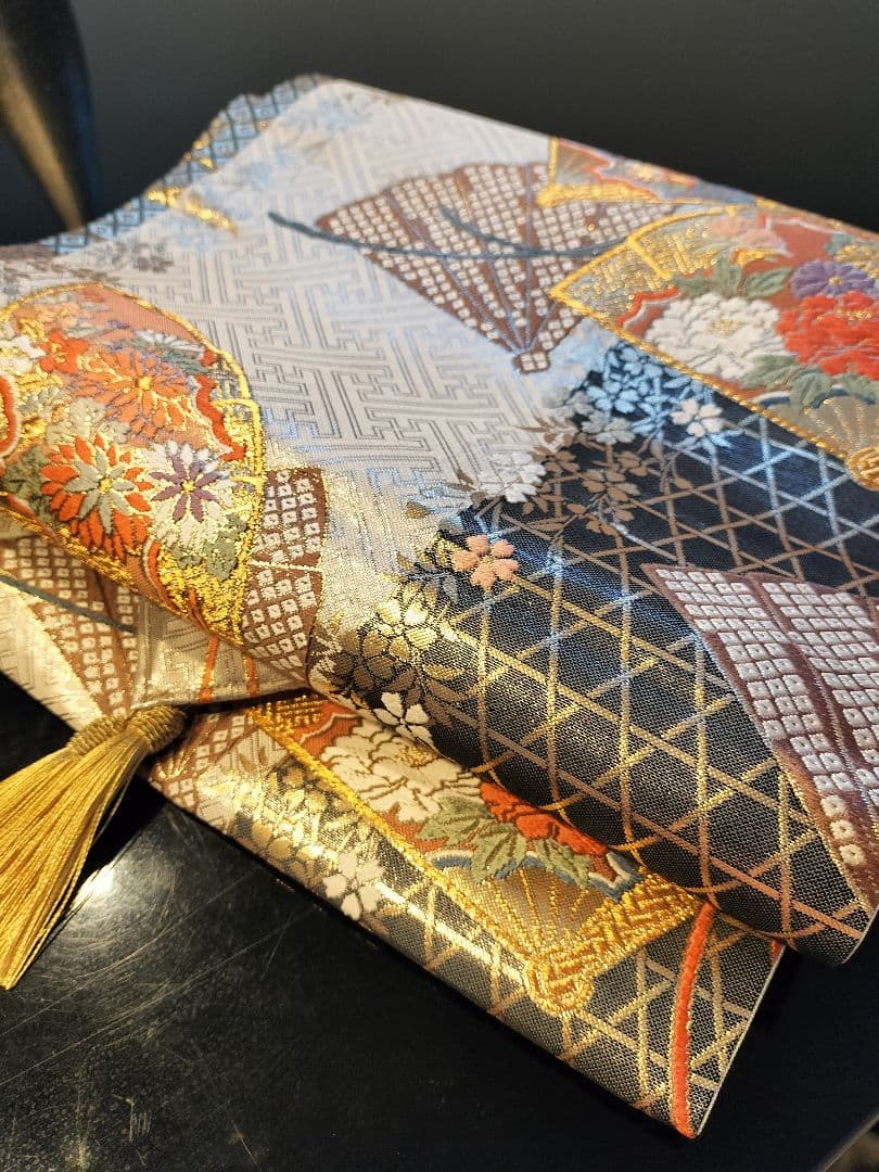 meru　A598★高級‼️豪華刺繍‼️袋帯テーブルランナー2m17cm