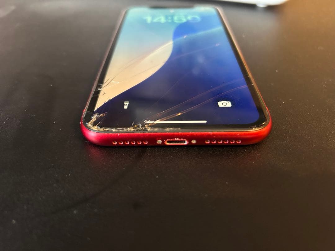 【画面割れ】Apple iPhone11 レッド128GB