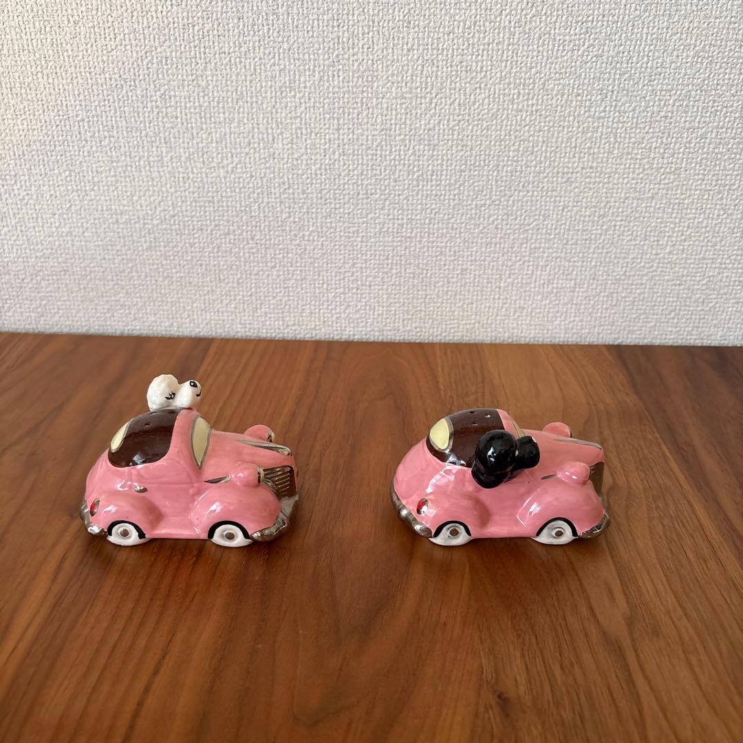 Henry Cavanagh ピンクプードル・カー　塩　コショウ入れ　陶器製