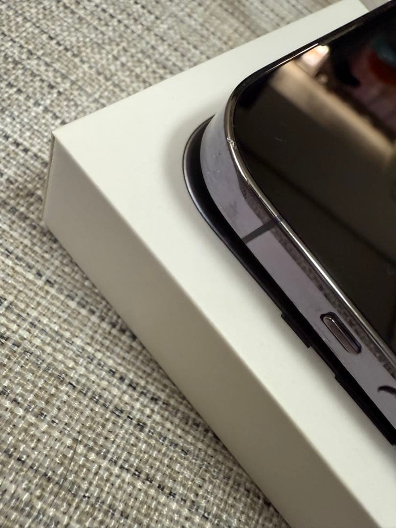 内田様 iPhone 14 Pro ディープパープル 本体