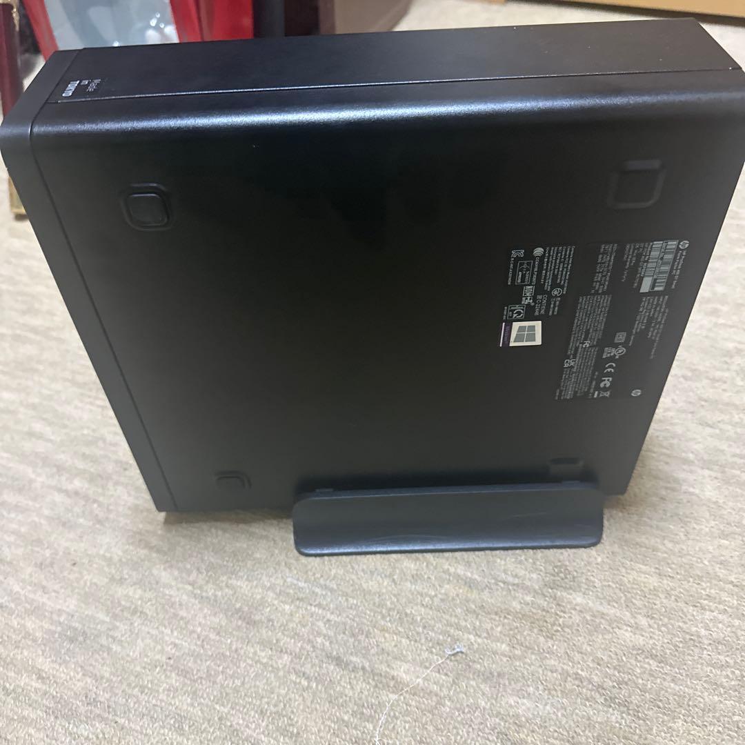 ブラックデスクトップPC USBポート2つ