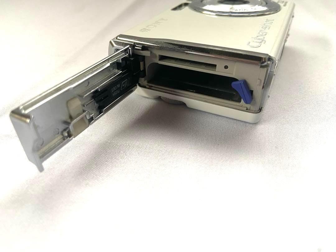 美品 SONY Cyber-shot DSC-W80 ホワイト デジカメ