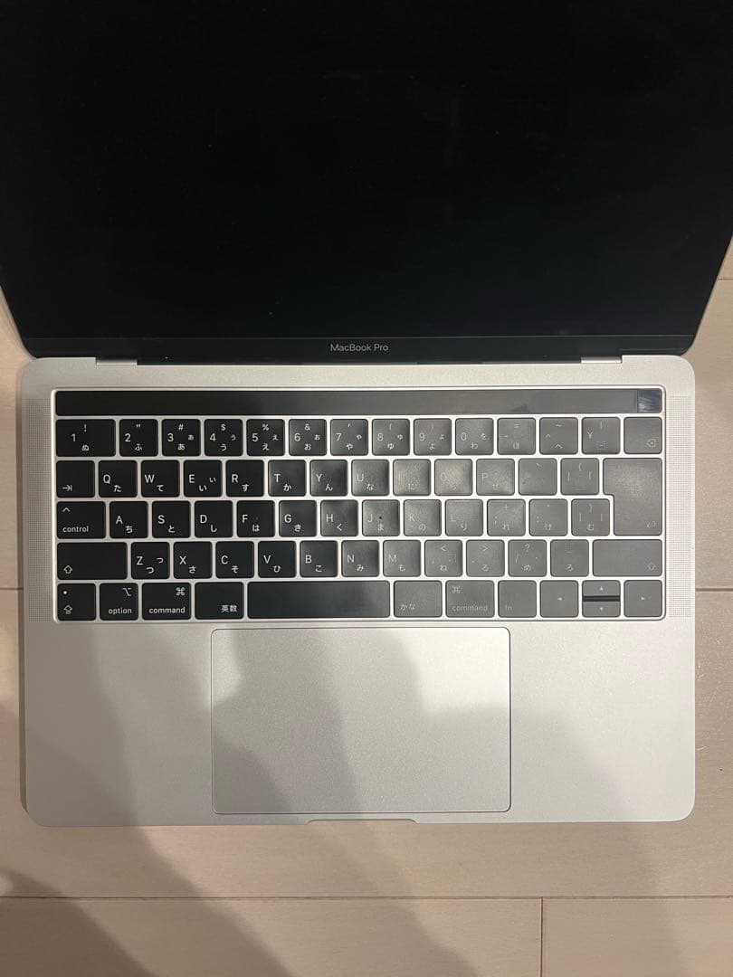 MacBook Pro 2019 13インチ i5 8/256 値下げOK