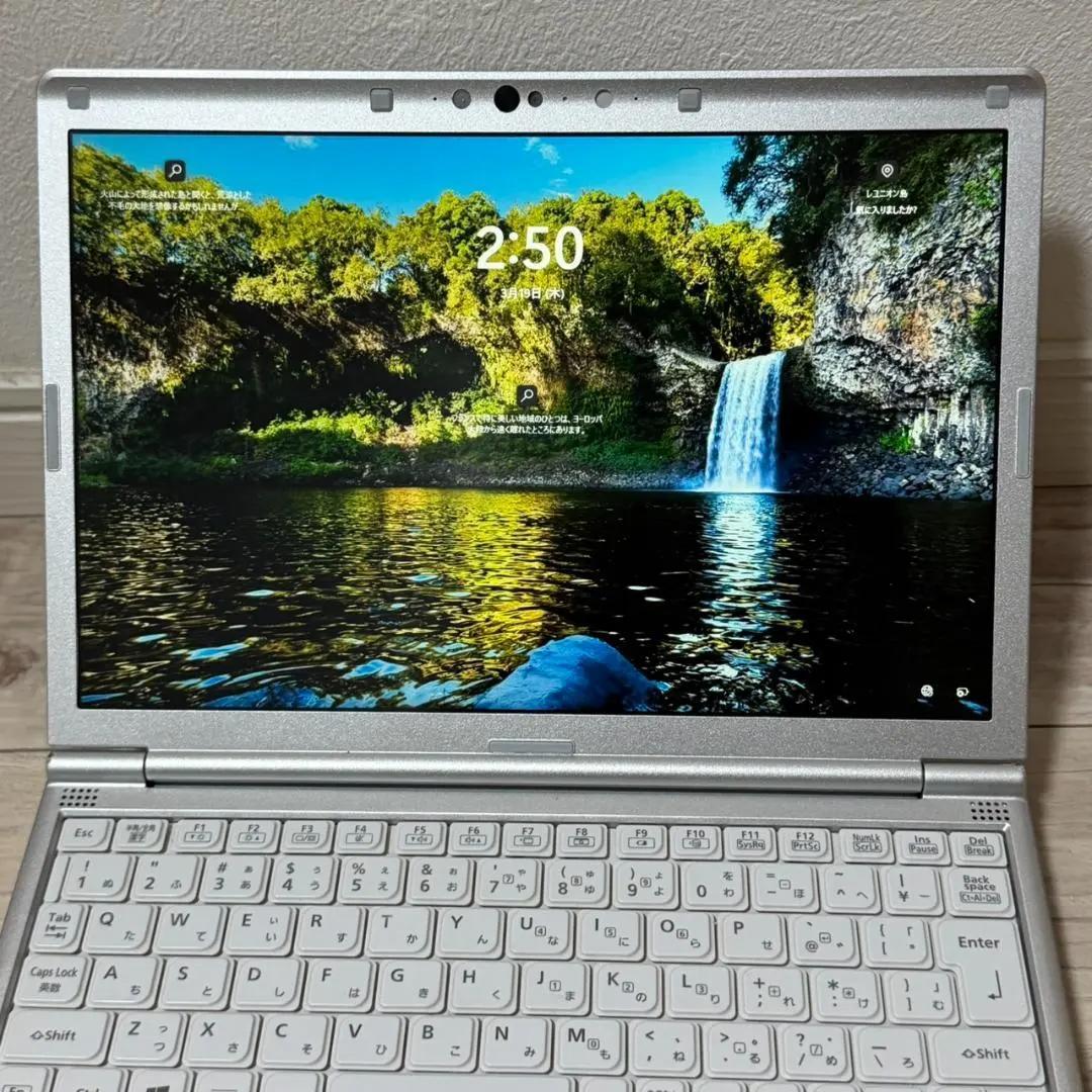 入門にオススメ❕ 国産レッツノート 第10世代 i5 メモリ8GB 256GB