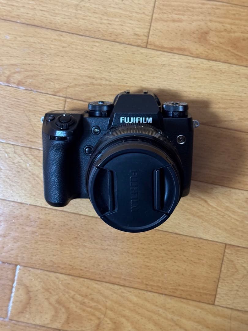 FUJIFILM X-H1 カメラ本体のみの出品でレンズはつきません。