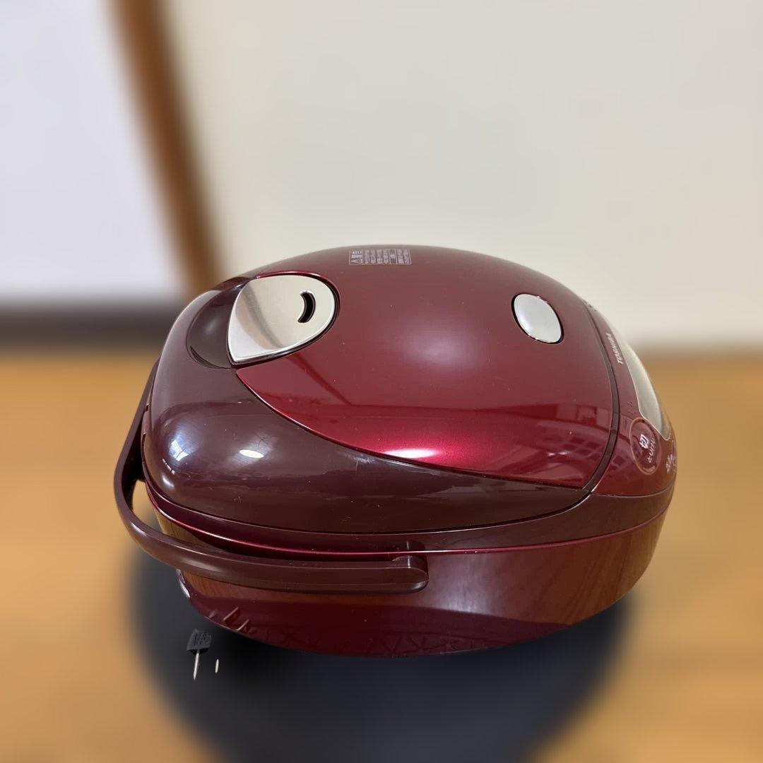 TOSHIBA 炊飯器　RC-6XM 炊飯器 赤
