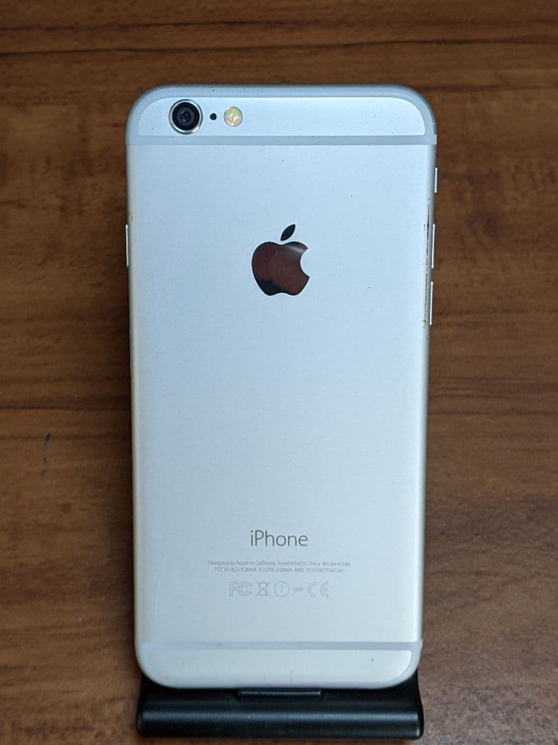 ★ iPhone 6 64GB シルバー ★