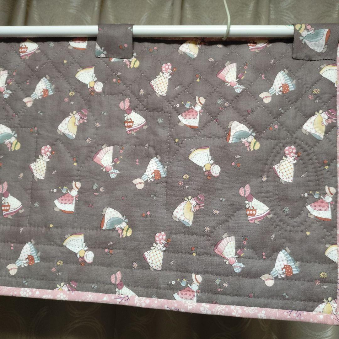 ハンドメイド　パッチワークタペストリー