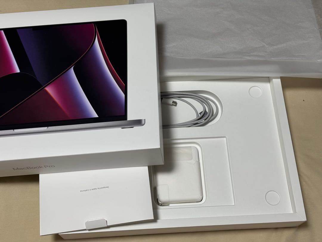MacBook Pro M2Pro 16GB 512GB 16インチ