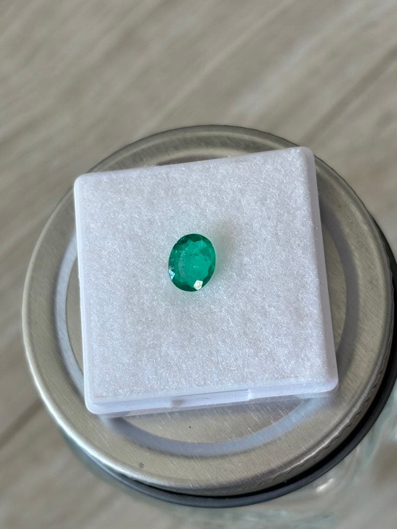 エメラルド ルース 0.54ct