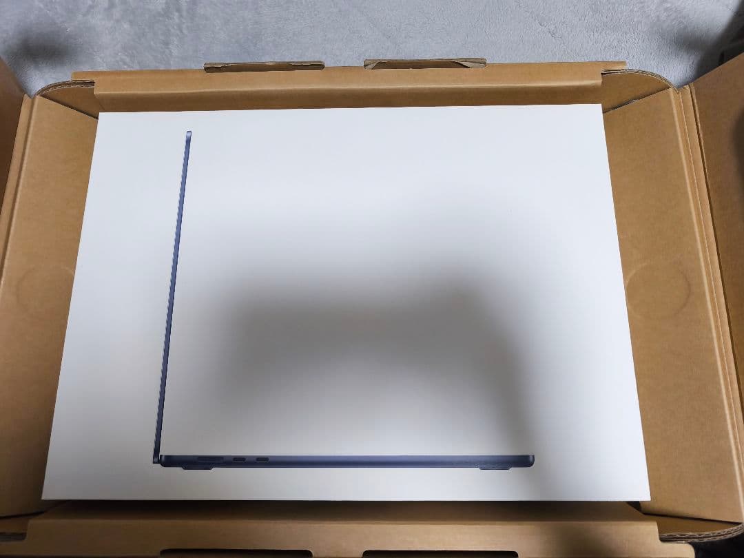 【新品未開封】Macbook Air M5 15インチ ミッドナイト