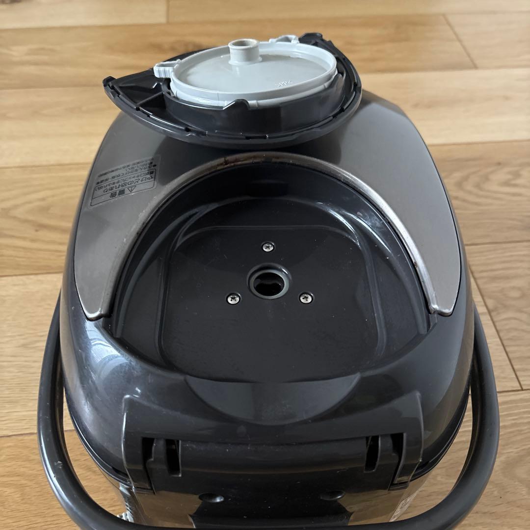 象印　IH炊飯器 5.5合炊き　17年製　型名NP-VN10型　炊飯ジャー