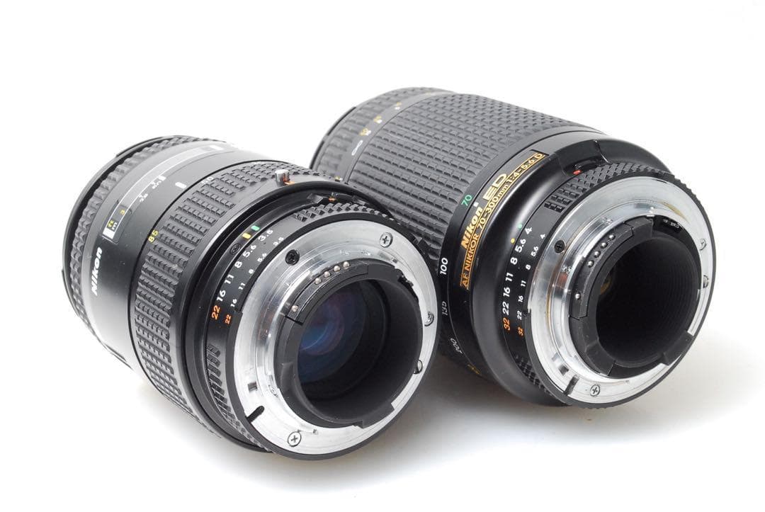 ✨カメラバッグ付き✨Nikon D7100 ニコン✨ダブルレンス✨超望遠✨カメラ