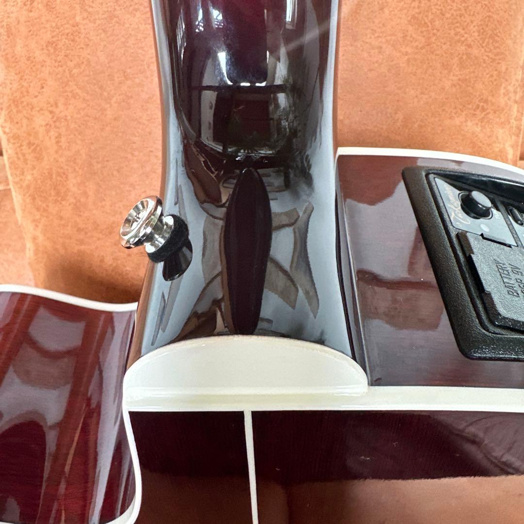 ナルト　Takamine PTU121C FCB エレアコギター