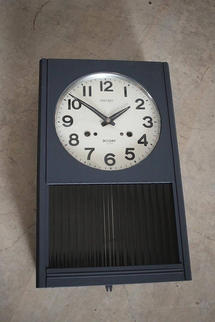 SEIKO　セイコー社製　古い機械式掛時計
