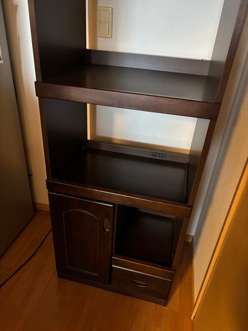 【美品】食器棚 収納キャビネット ガラス扉付き
