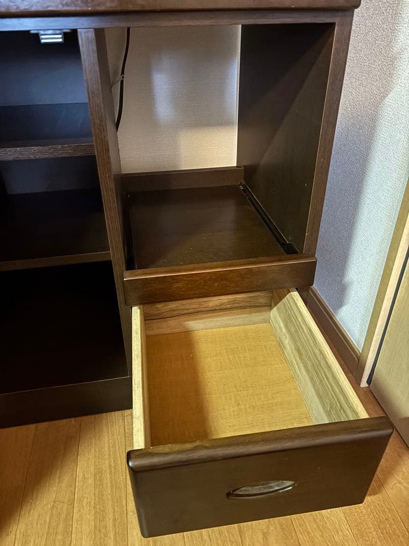 【美品】食器棚 収納キャビネット ガラス扉付き