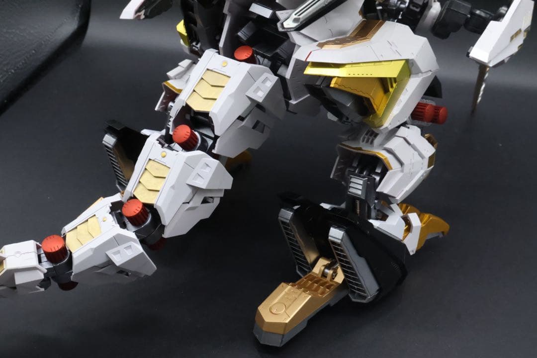 ゾイド　コトブキヤ　HMM シュトゥルムテュラン