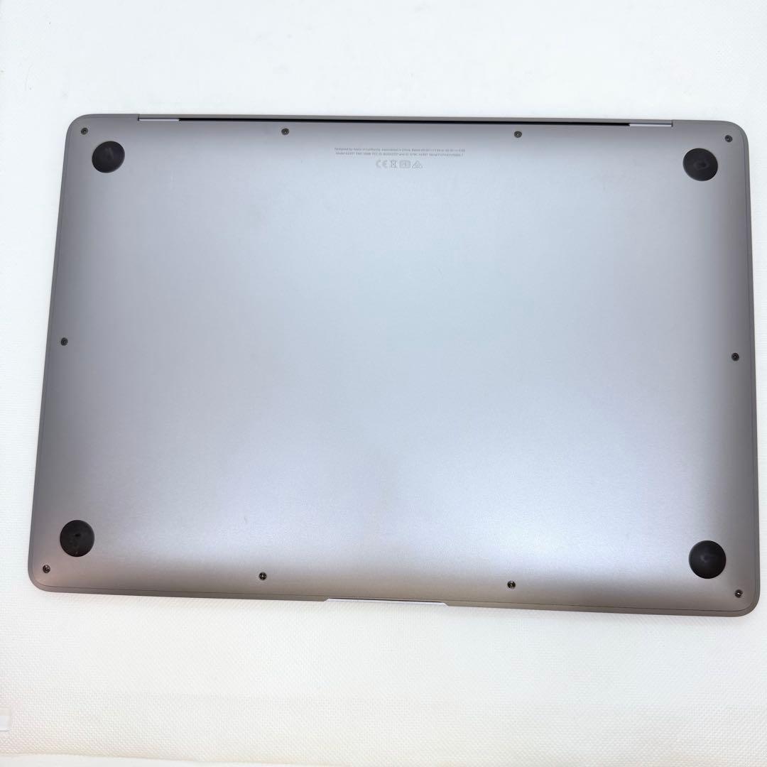 良品 Macbook Air M1(2020)16GB/512GBスペース