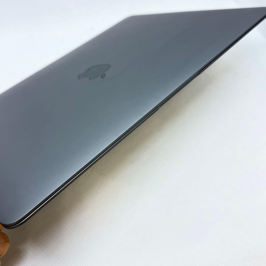 良品 Macbook Air M1(2020)16GB/512GBスペース