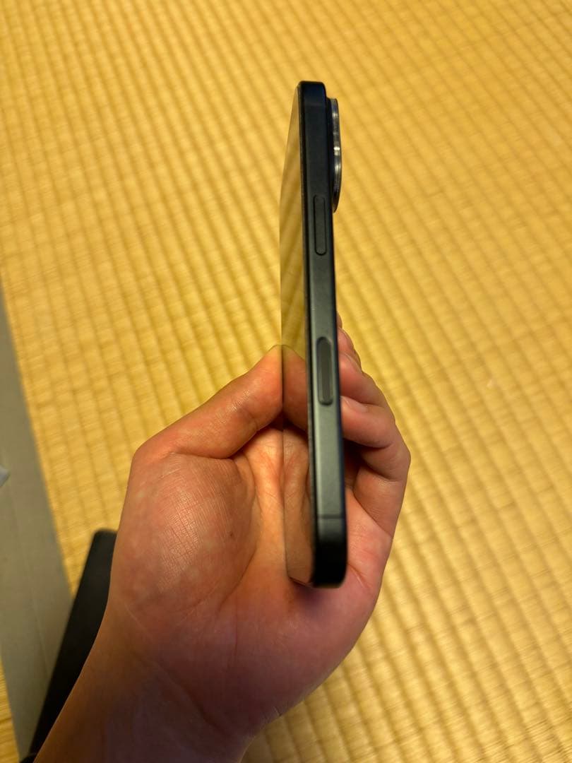 iPhone 16 256GB 中国版 デュアルSIM バッテリー100％ 美品