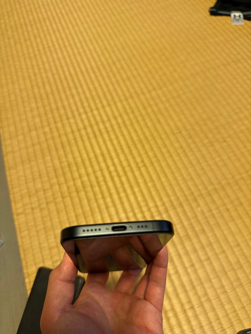 iPhone 16 256GB 中国版 デュアルSIM バッテリー100％ 美品