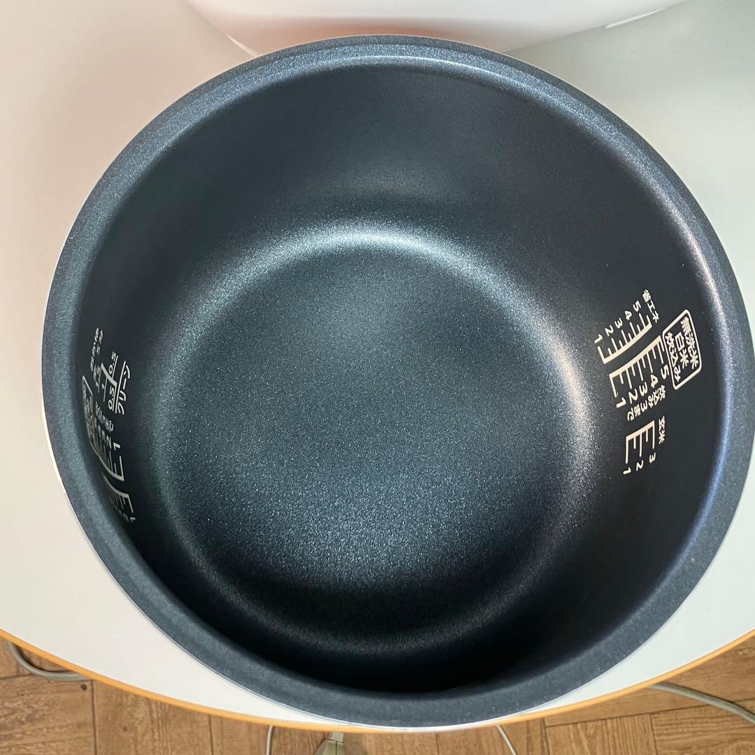【美品】山善 2023年製 5.5号炊き マイコン炊飯ジャー YJP-DM102