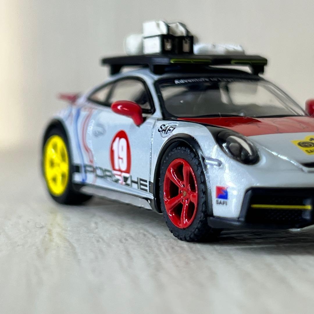 MINI GT ポルシェ 911 ダカール