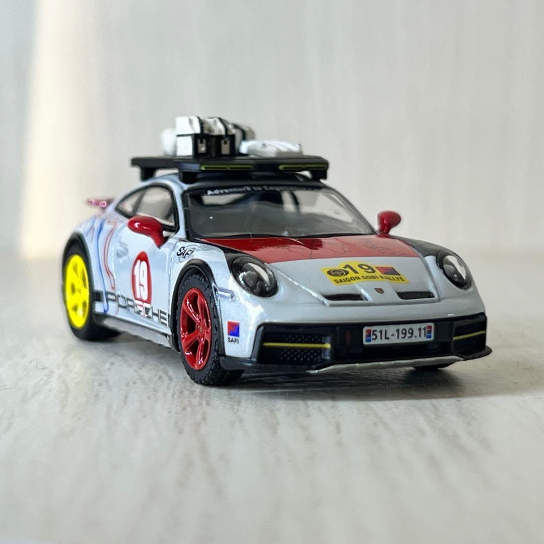 MINI GT ポルシェ 911 ダカール