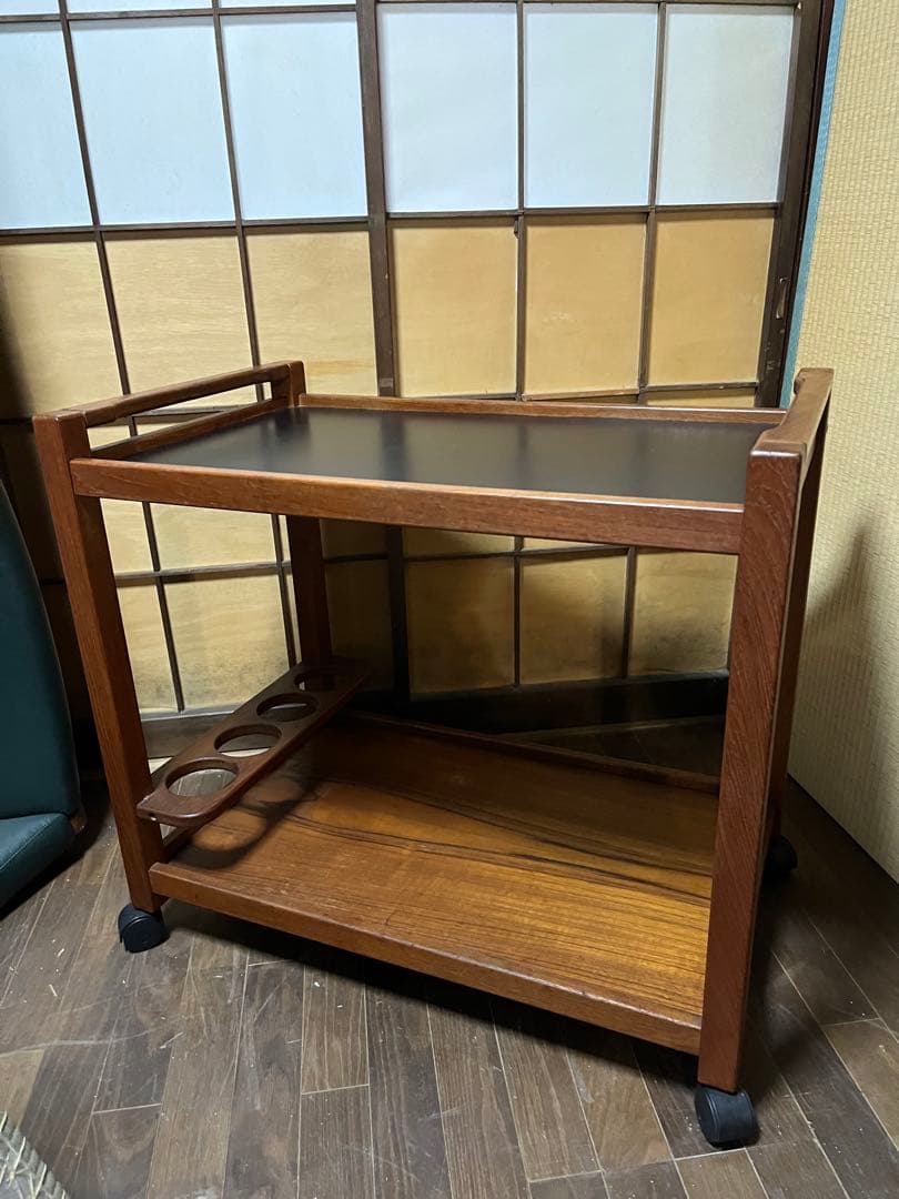 北欧　ビンテージ　デザイン　サービスワゴン　キッチンワゴン　チーク