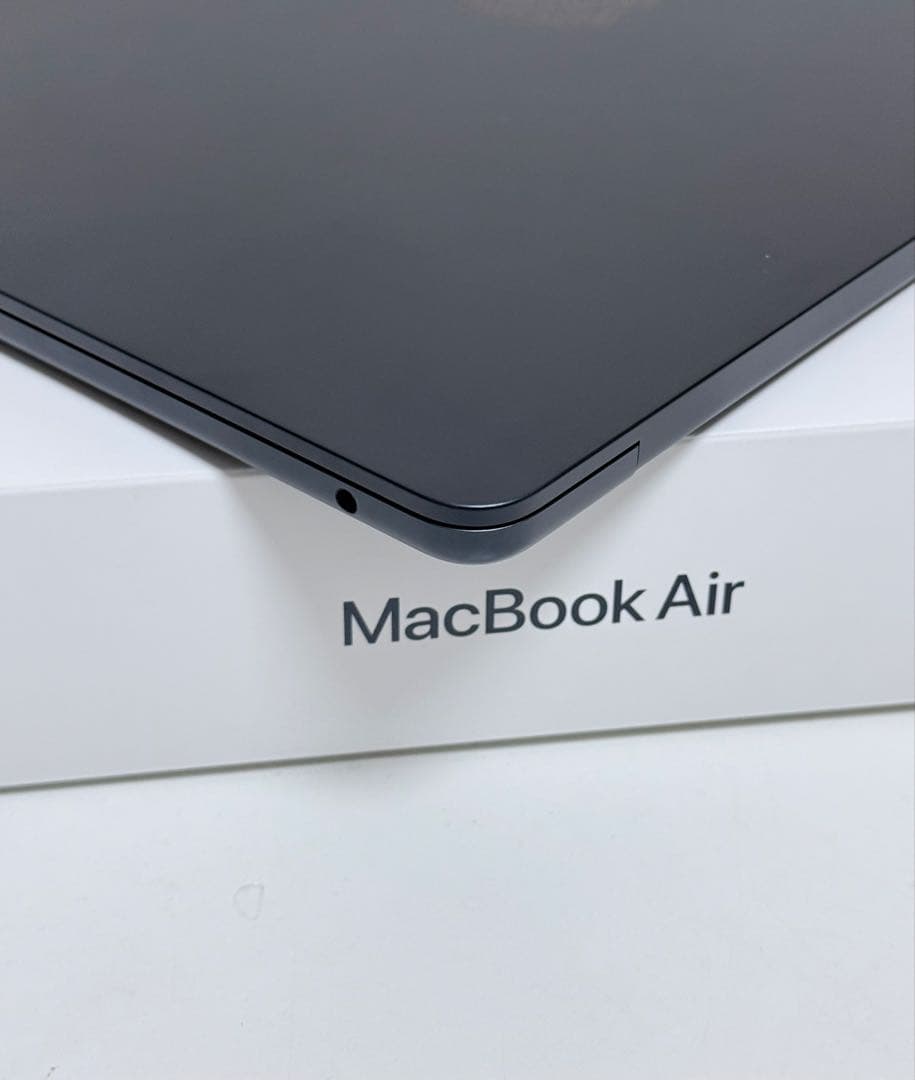 MacBook Air M4 16GB 256GB 13インチ 美品