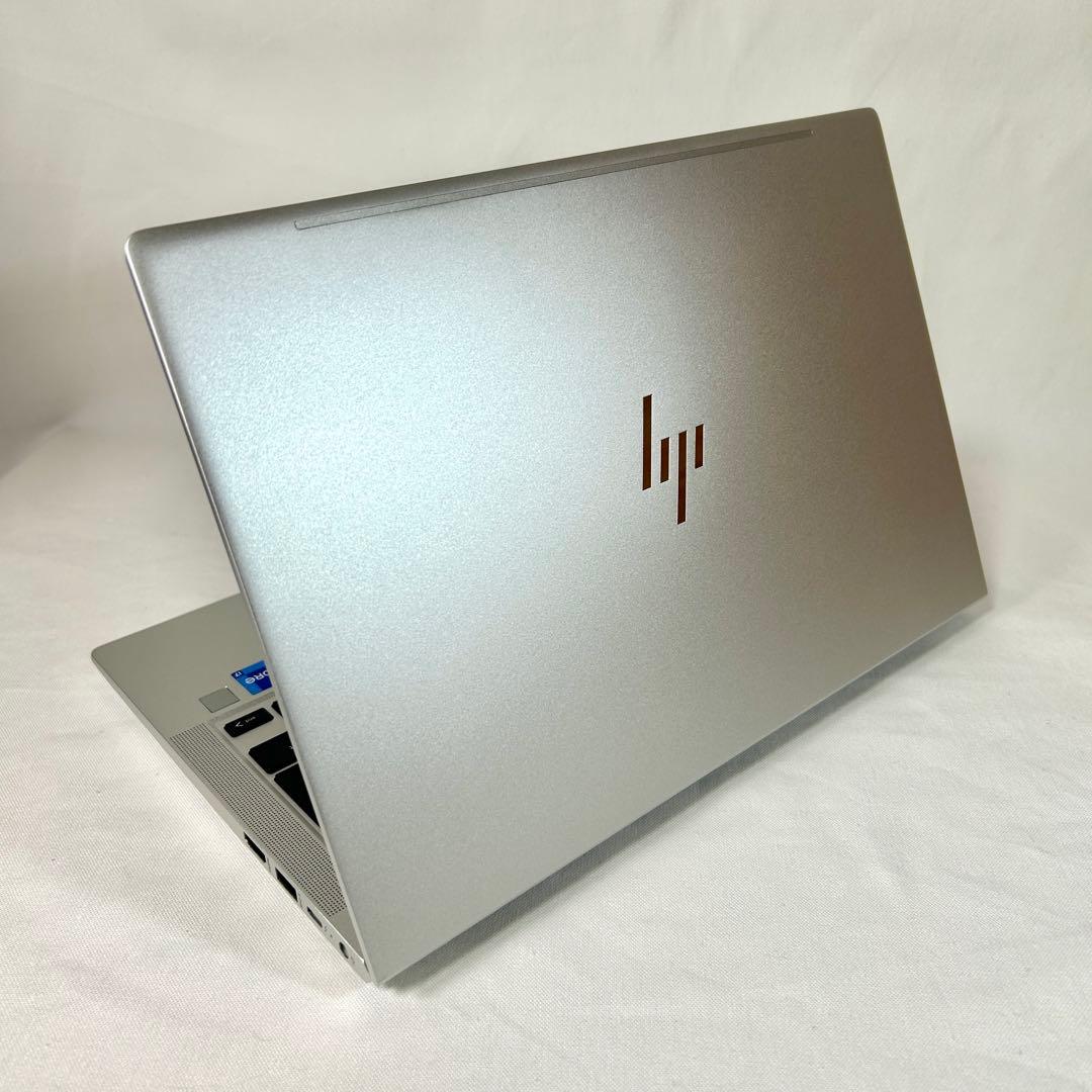 美品 HP EliteBook 630 G10 i7 512GB 16GB