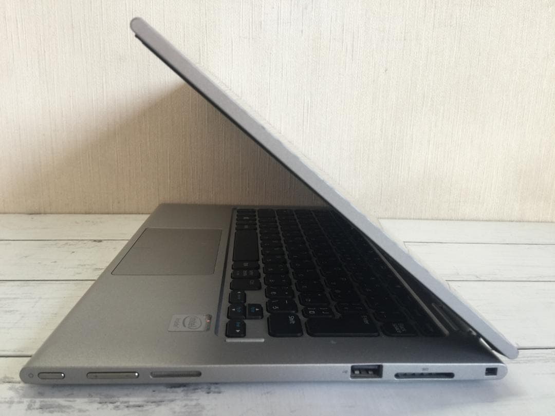 DELL INSPIRON 11 11.6型薄型/高速SSD/Office/Wi