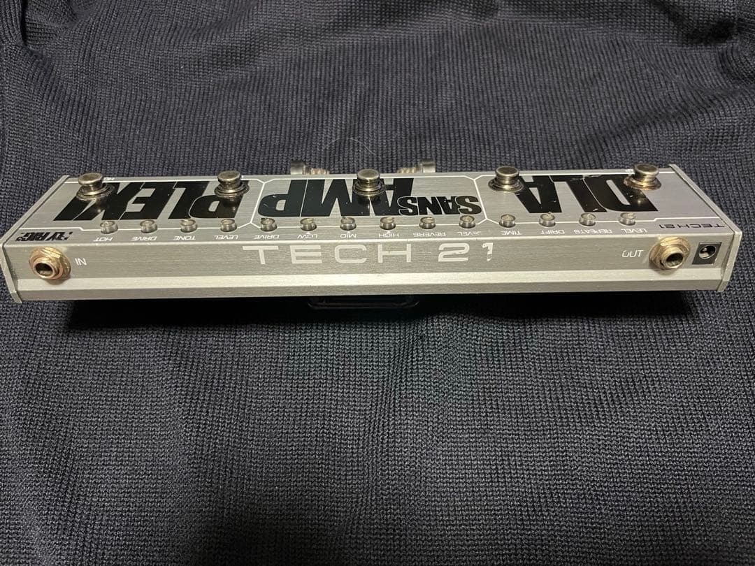 ギター TECH21 FLYRIG5 PLEXI
