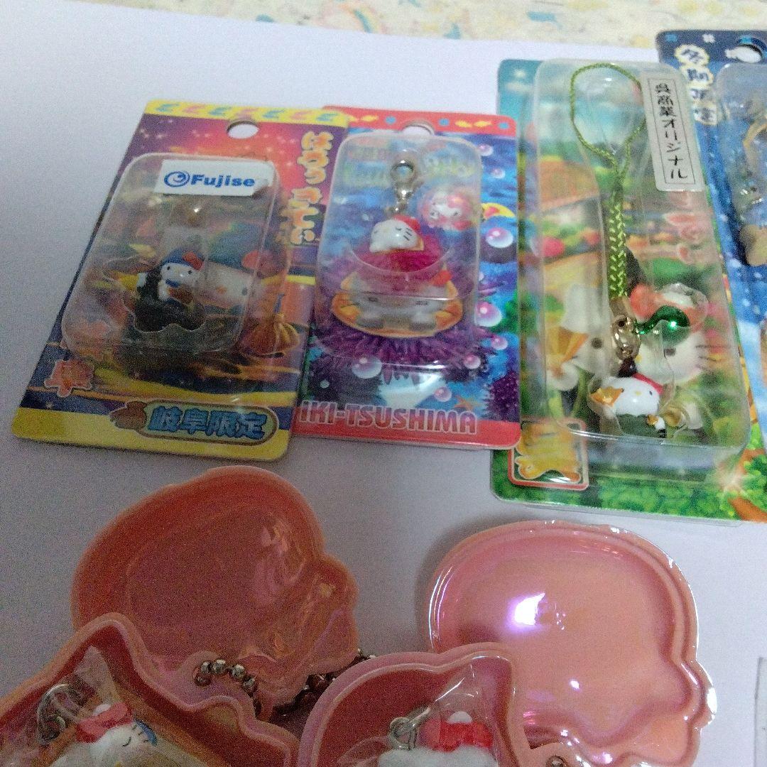 ご当地　ハローキティ　ストラップ　50個　まとめ売り