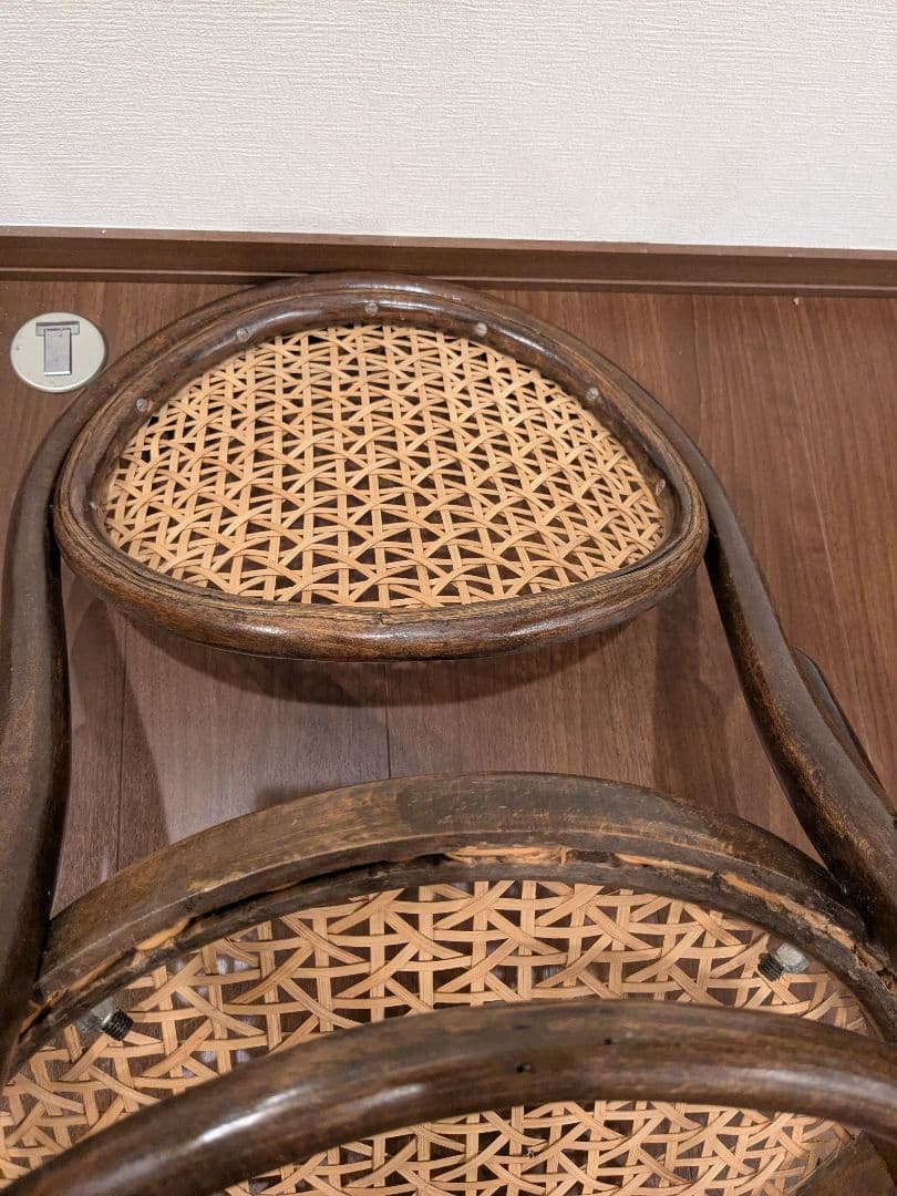 アンティークチェア　籐の椅子　曲げ木　ラタン