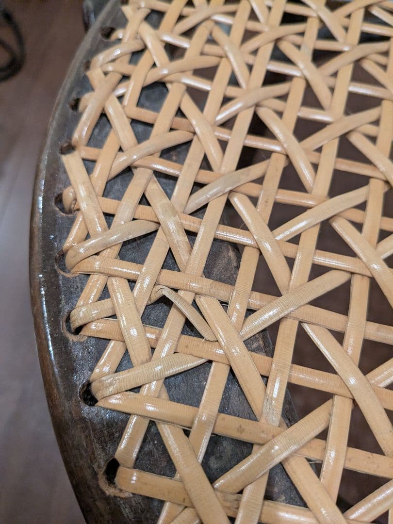 アンティークチェア　籐の椅子　曲げ木　ラタン