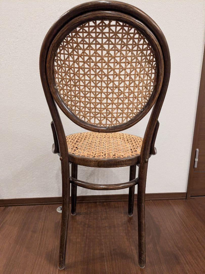 アンティークチェア　籐の椅子　曲げ木　ラタン
