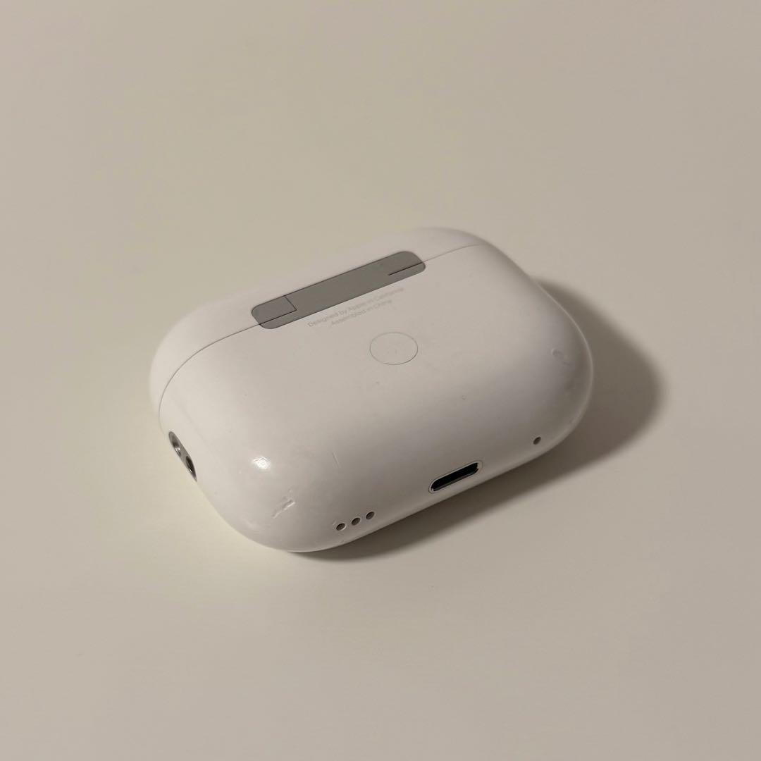 【Apple】AirPods Pro 2 ライトニング（イヤーチップ付き）