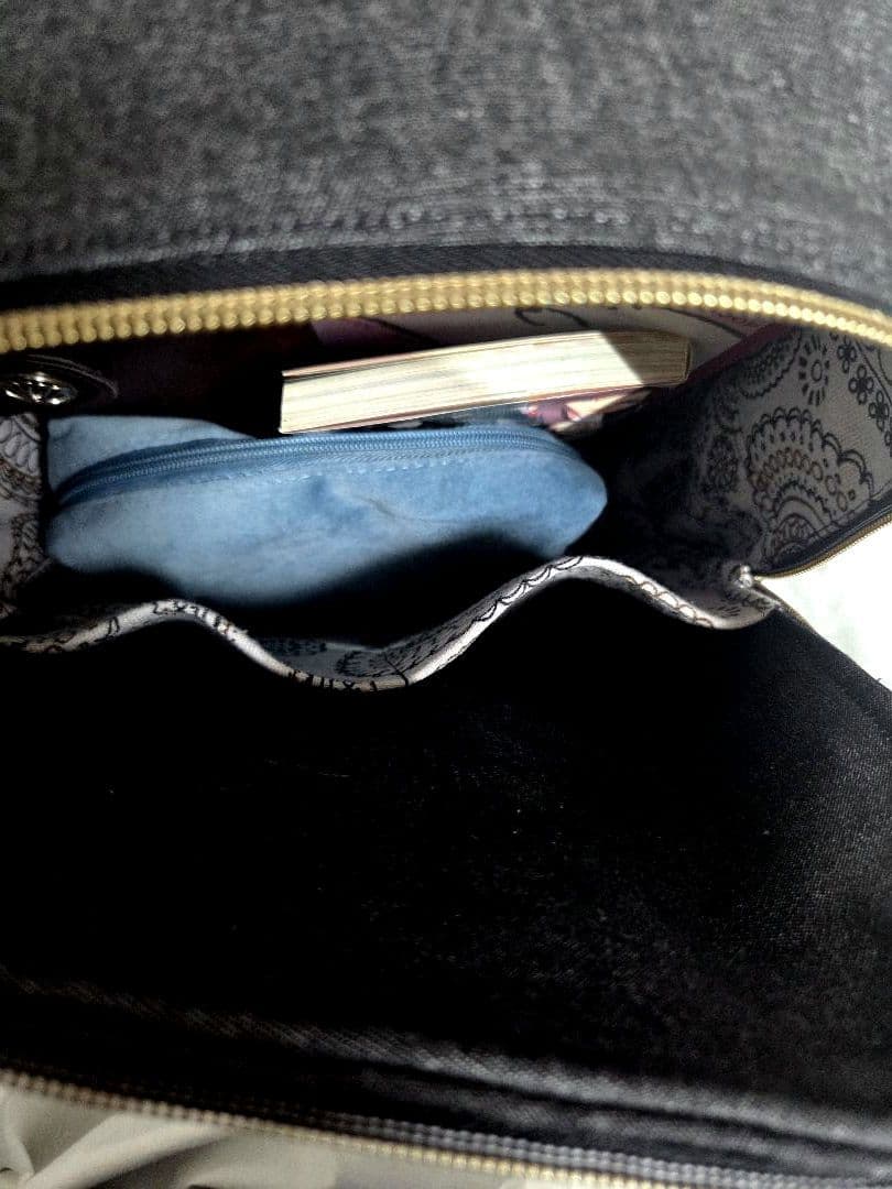 【ハンドメイド】こだわり設計の軽量リュック／手縫い仕上げ／個性派デザイン