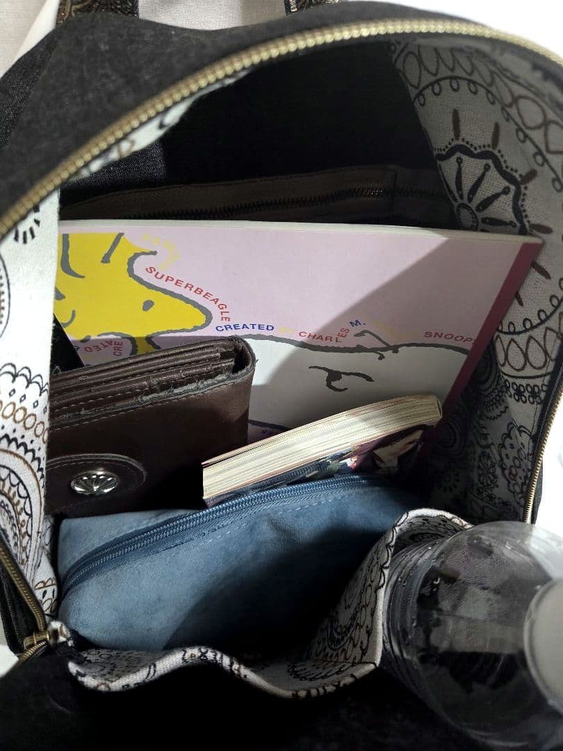 【ハンドメイド】こだわり設計の軽量リュック／手縫い仕上げ／個性派デザイン