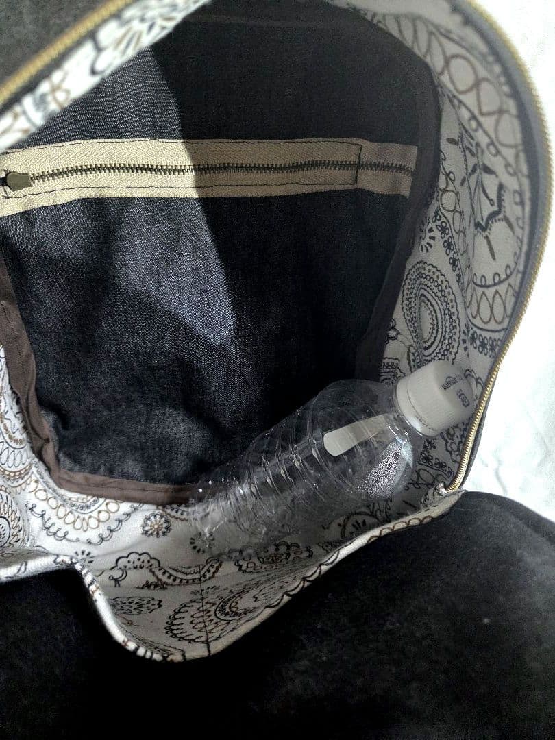 【ハンドメイド】こだわり設計の軽量リュック／手縫い仕上げ／個性派デザイン