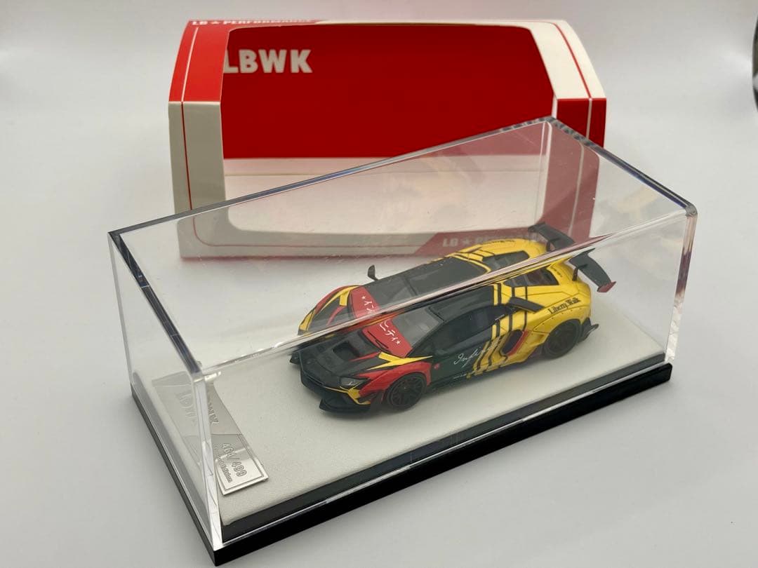 TP LB WORKS ランボルギーニ アヴェンタドール リミテッドエディション
