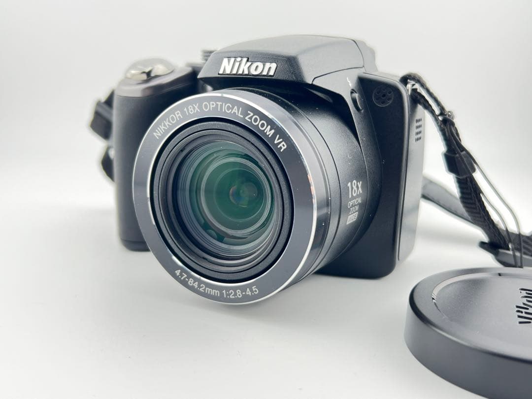 Nikon COOLPIX P80 コンパクトデジタルカメラ