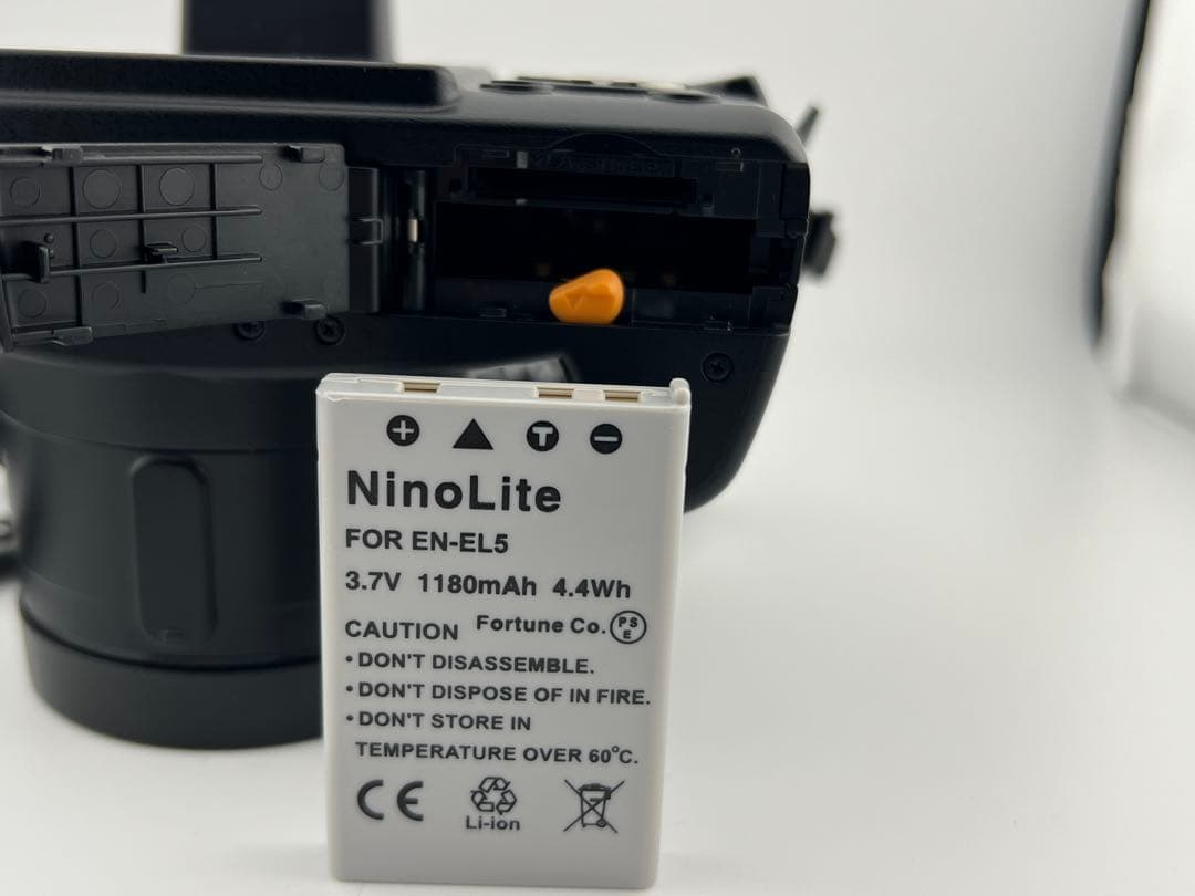 Nikon COOLPIX P80 コンパクトデジタルカメラ