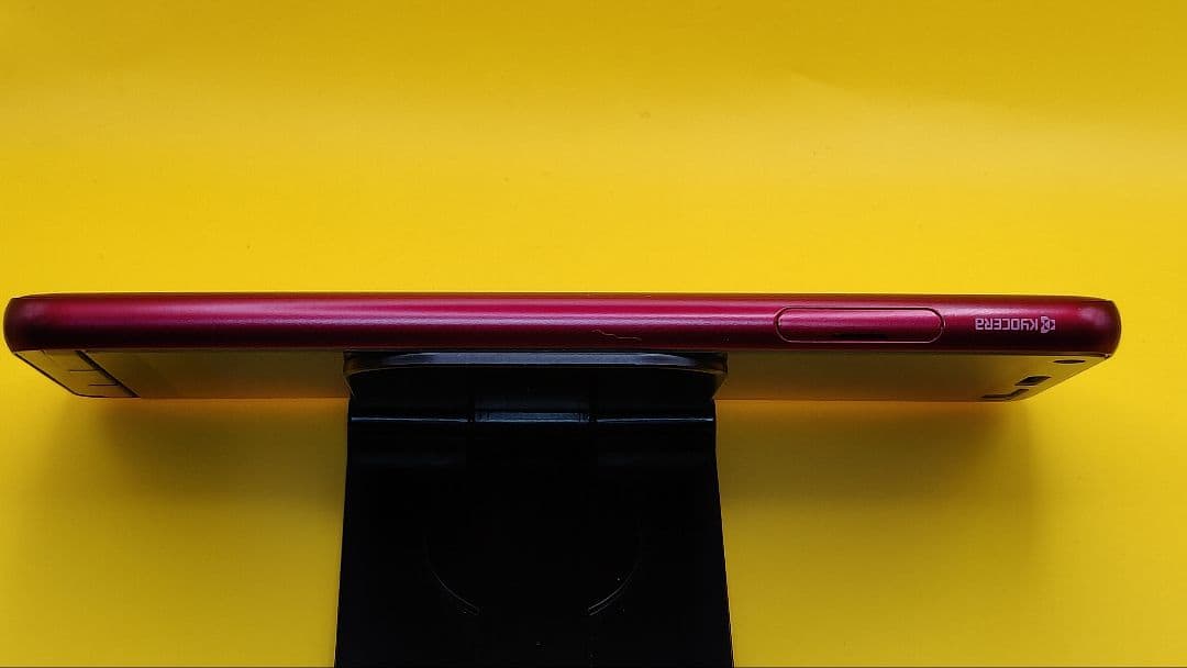 【極美品】かんたんスマホ BASIO KYV47 京セラ Red 動作確認済