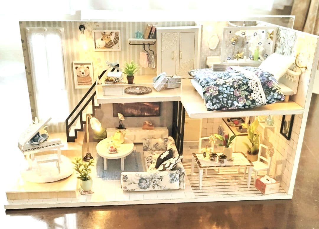 *完成品*ドールハウス 2階建て クリスマス ピアノ ホール 防塵カバー付