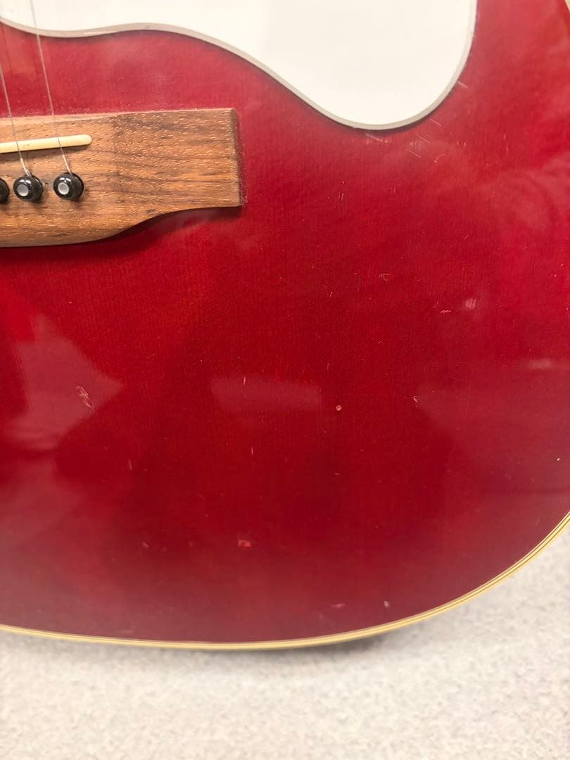 Stafford SAD1000アコースティックギター レッド ハードケース付き